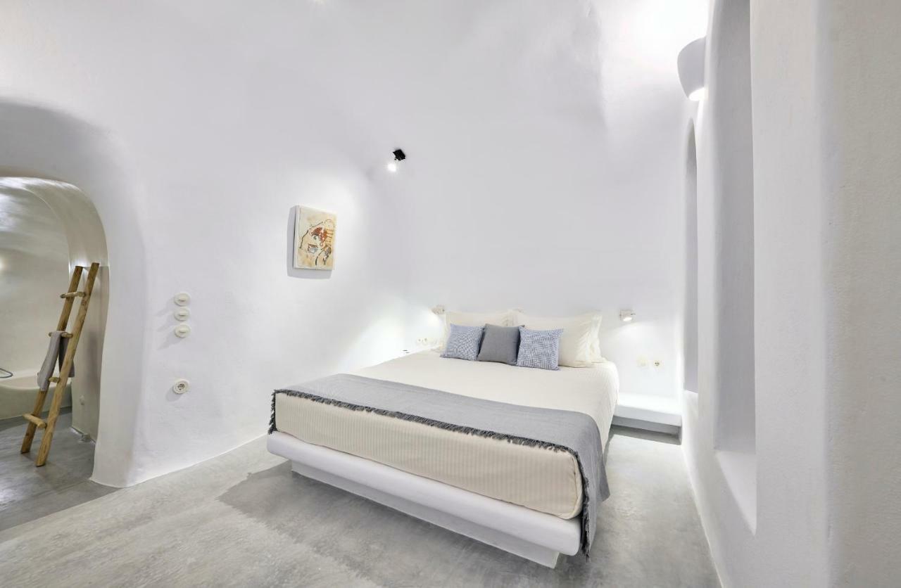 Cave Suite Oia 외부 사진